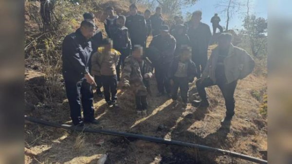 体育游戏app平台现年 9 岁）、陈某（男-开云平台皇马赞助商(中国)官方入口